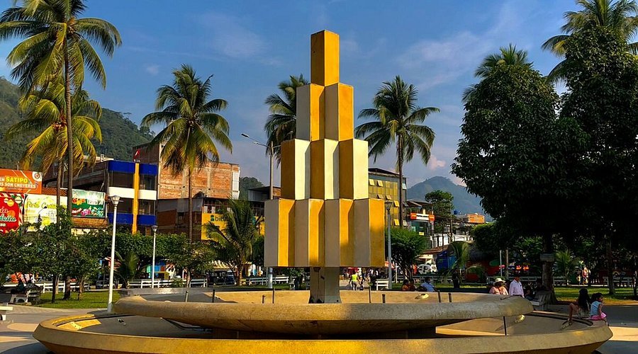 plaza central de zsatipo